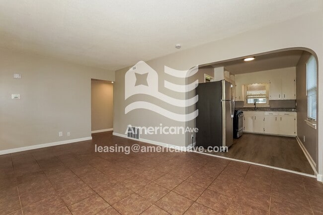 Photo - 1213 Hawthorne Ave SW