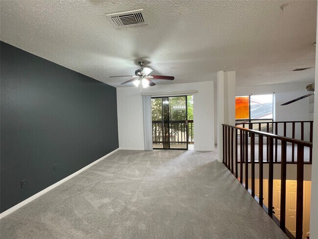 Photo - 3909 Tanglewilde St Unit 3909