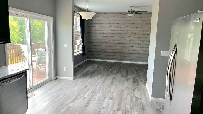 Photo - 1208 Gemstone Pointe Dr