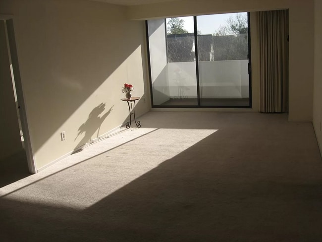 Photo - 5911 Edsall Rd., APT #705