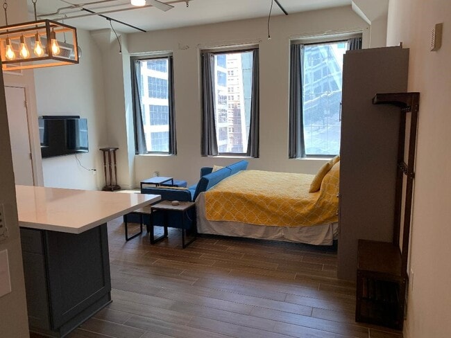 Photo - 705 Main St Unit 405