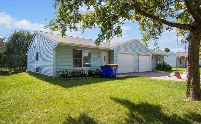Photo - 785 W Zeller St Townhome
