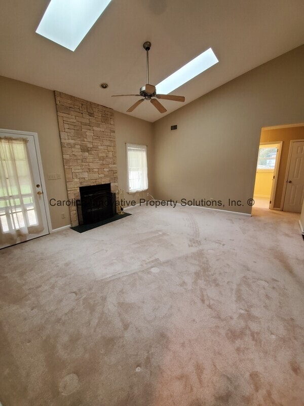 Photo - 5409 Leaford Ct