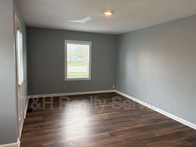 Photo - 4726 E 34th St