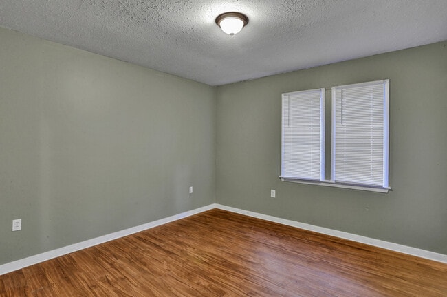 Photo - 355 St Joe Blvd