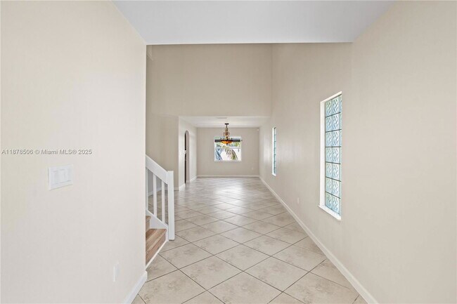 Photo - 19257 NW 13th St