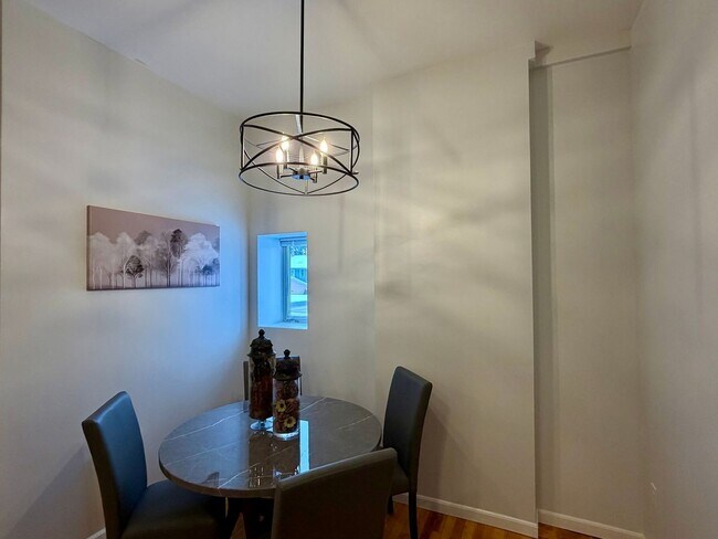 Photo - 719 N 3rd Ave Unit #6