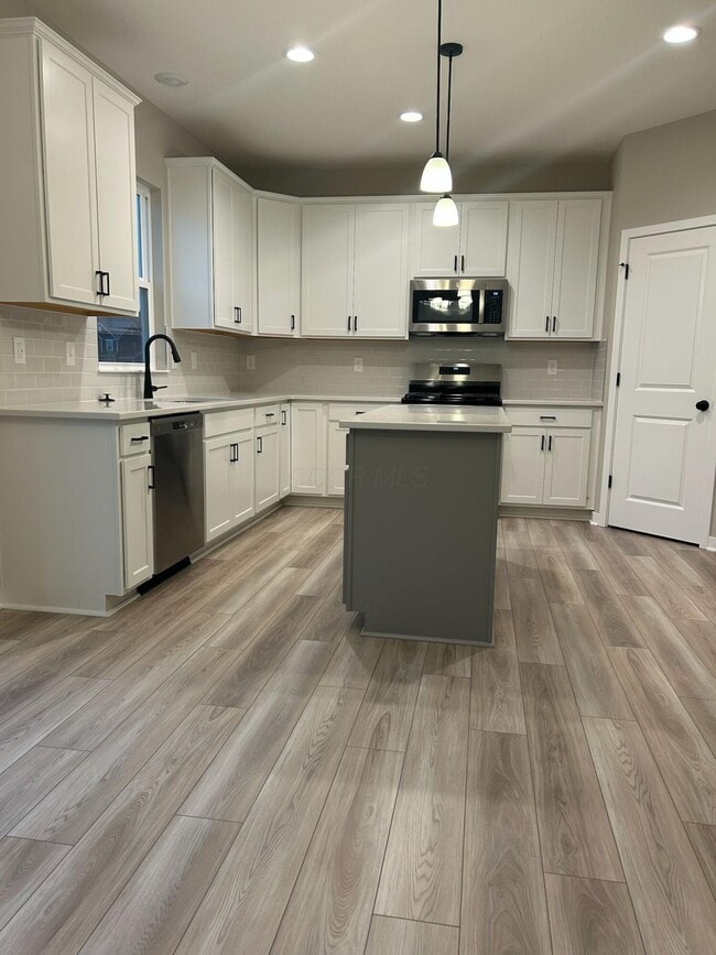 Photo - 1717 Longhill Dr