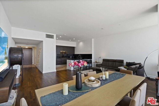 Photo - 900 W Olympic Blvd Unidad 39D Rental