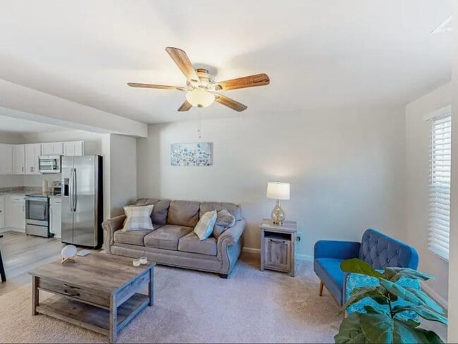 Photo - 6 Tidworth Dr