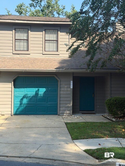 389 Clubhouse Dr