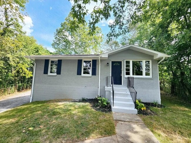 Photo - 105 Mayme Ct