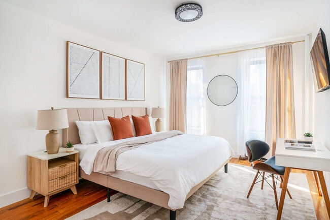 444 W 48th St Unit SI ID1047354P