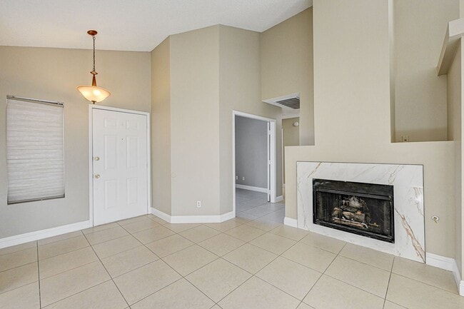 Photo - 3 bedroom single story in Henderson!