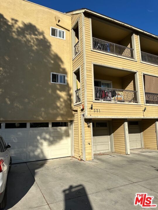 Photo - 551 W Stocker St Condo Unit 9