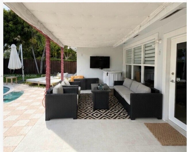 Photo - 455 S Shore Dr