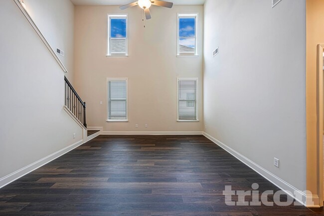 Photo - 219 Margrave Dr