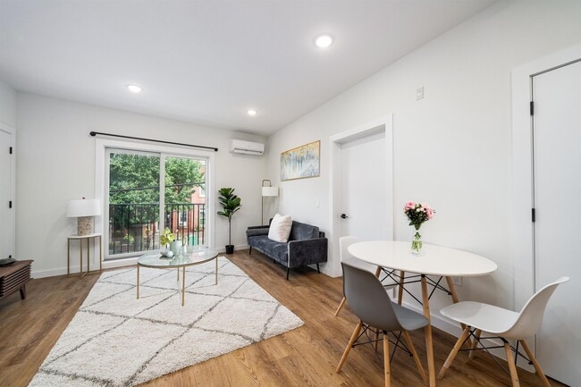 224 Garfield Ave Unit B