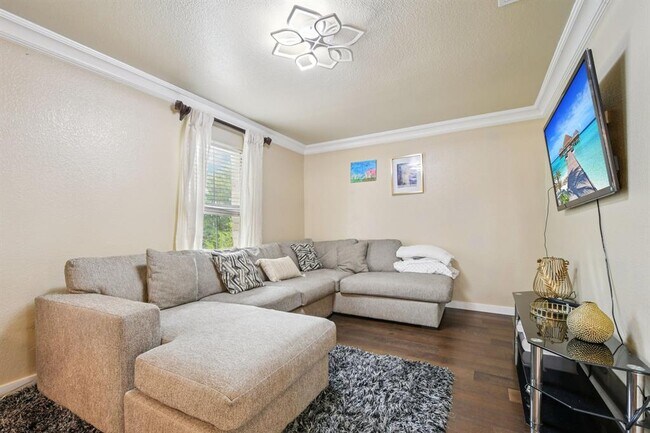 Photo - 18205 Great Falls Dr
