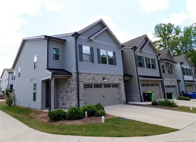 Building Photo - 2151 Maggie Vly Dr