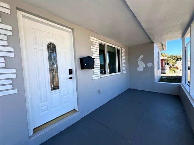 Photo - 6000 Dr M.L.K. Jr St N