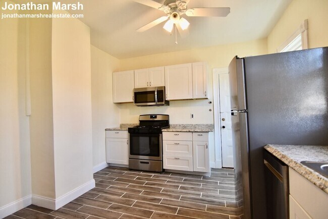 Photo - 16 Penhallow St Unit 2
