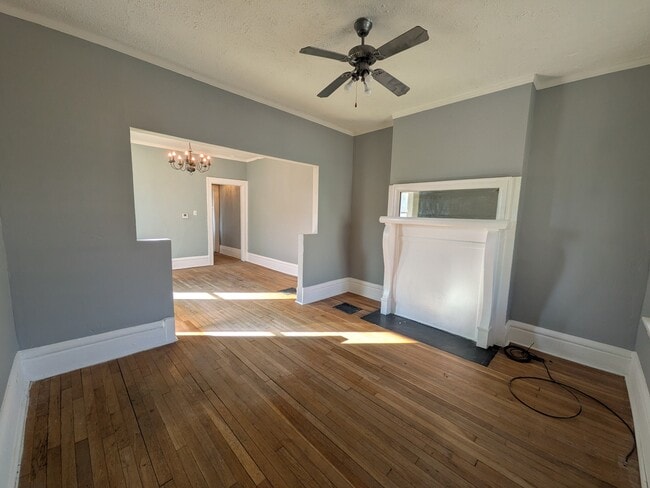 Photo - 1005 Oakwood Ave