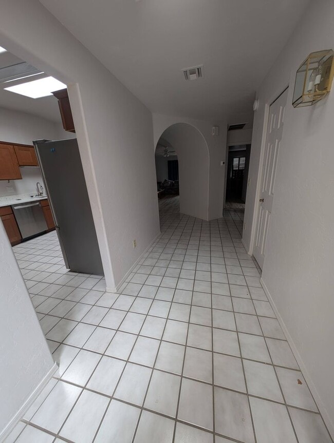 Photo - Gorgeous NW TownHouse - Sunset Ridge - Great Community