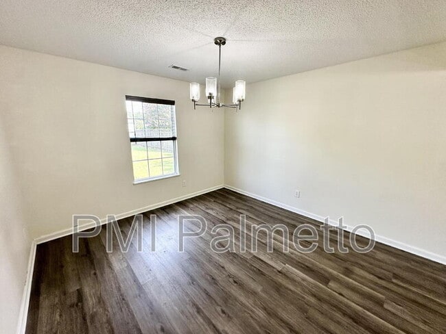 227 Hardwood Dr