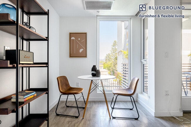 Photo - 12035 Wilshire Blvd Unidad SI FL4-ID421