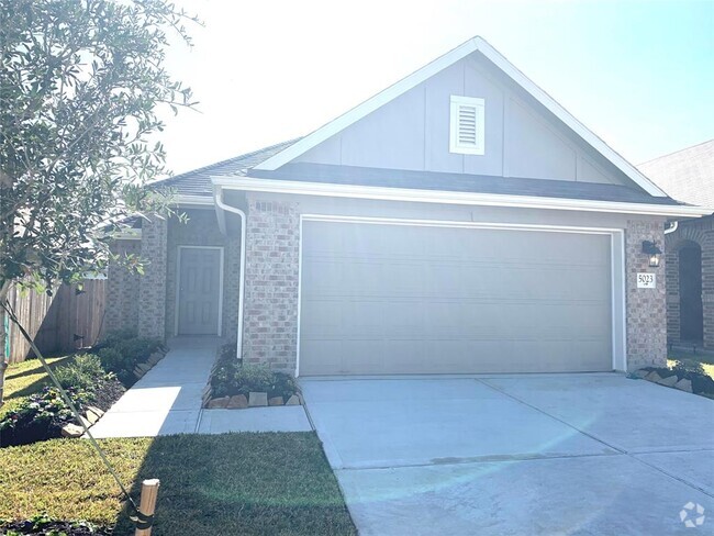 Building Photo - 5023 Azalea Trace Dr Rental