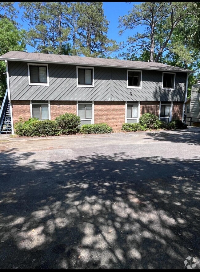 Building Photo - 3732 Donovan Dr Rental