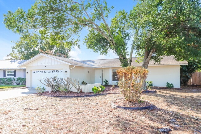 Photo - 2335 Timbercrest Cir W