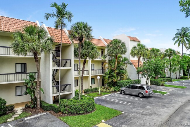 Building Photo - 3000 Presidential Way Unit 401