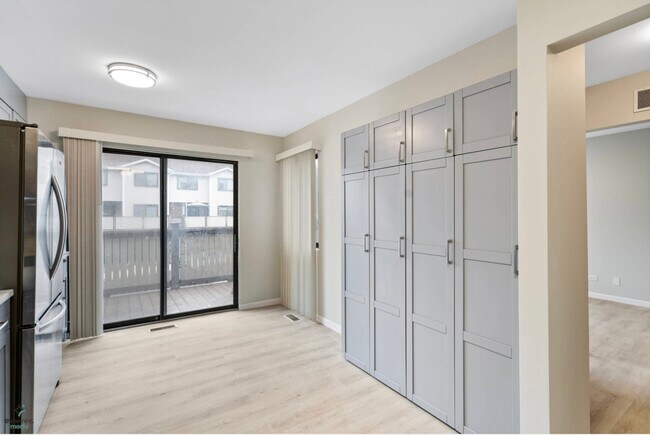 Photo - 1017 Sussex Dr