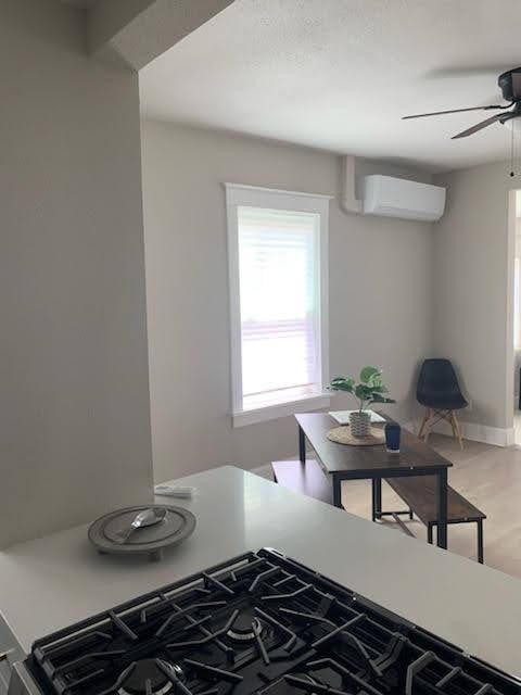 Photo - 505 Marble Ave NW