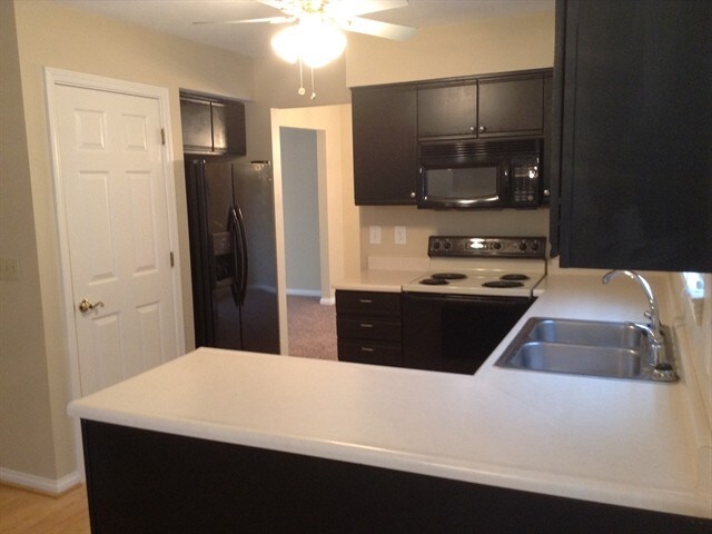 Photo - 8428 Stratford Ct House