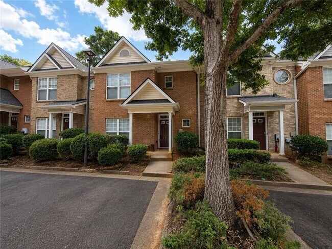 3795 Austin Park Ln
