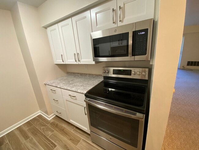 Photo - Cozy 1 Bedroom in a Quiet Building!