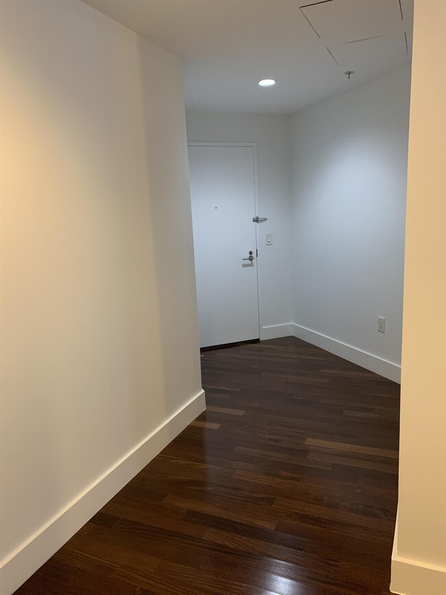 Photo - 77 Hudson St Unidad 3601