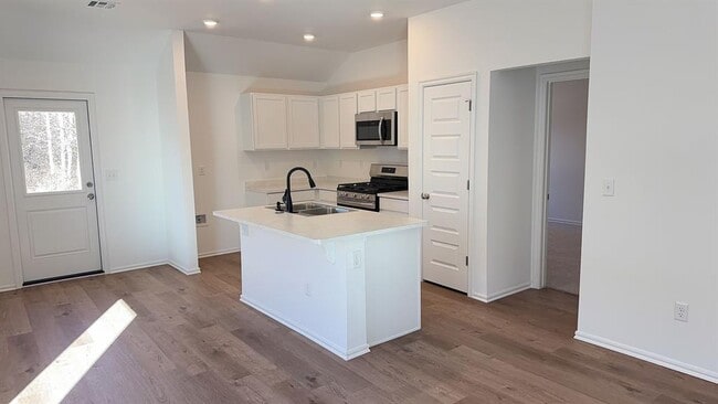 Photo - 3305 Little Creek Dr