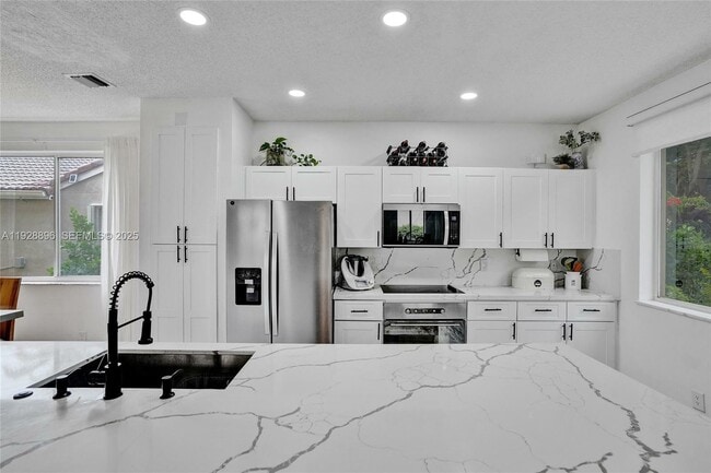 Photo - 1381 Sago Ln