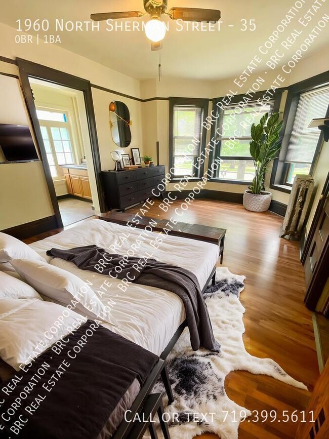 Building Photo - 1960 Sherman St Unit 35