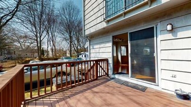 Photo - 2 Bedroom 2.5 Bath Townhouse