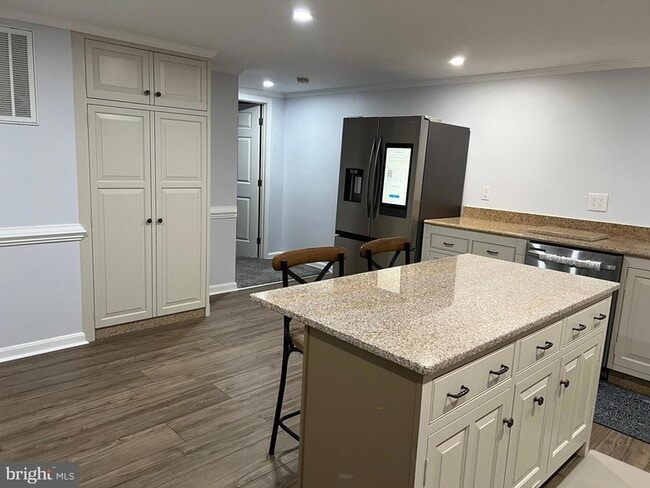 Photo - 216 Stern Cove