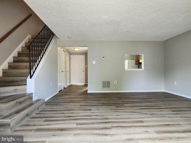 Photo - 7 Ivy Oak Ct