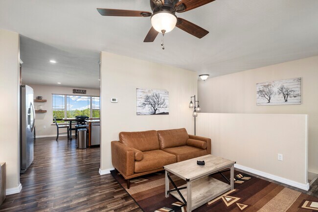 Photo - 18054 State Hwy 39