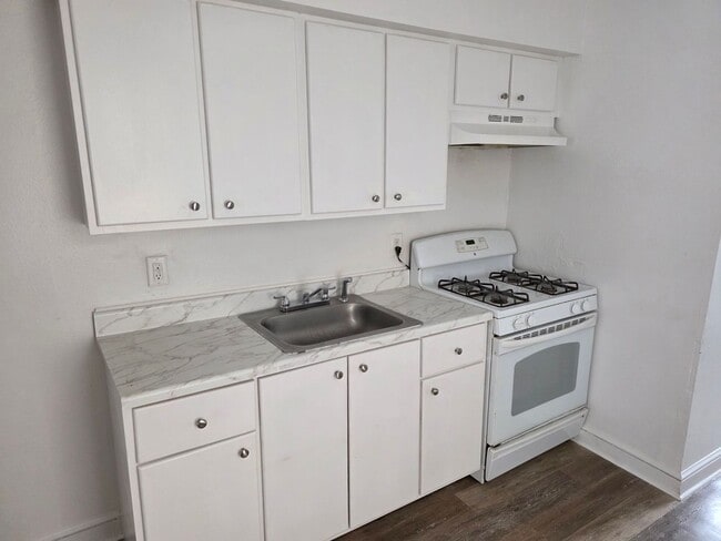 Photo - 1312 Lancaster Ave