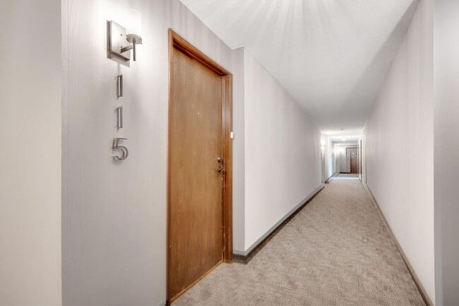 Photo - 6201 St Croix Trail N