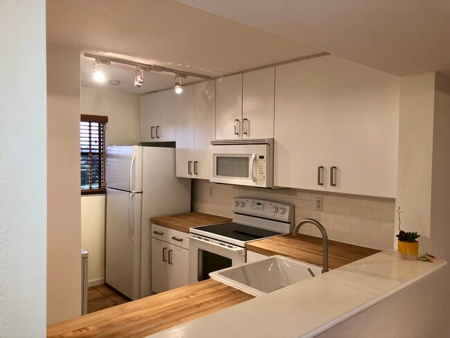 Building Photo - 10145 NW 9th Street Cir Unit 7-503 Rental